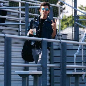 Meet your Posher, Adam